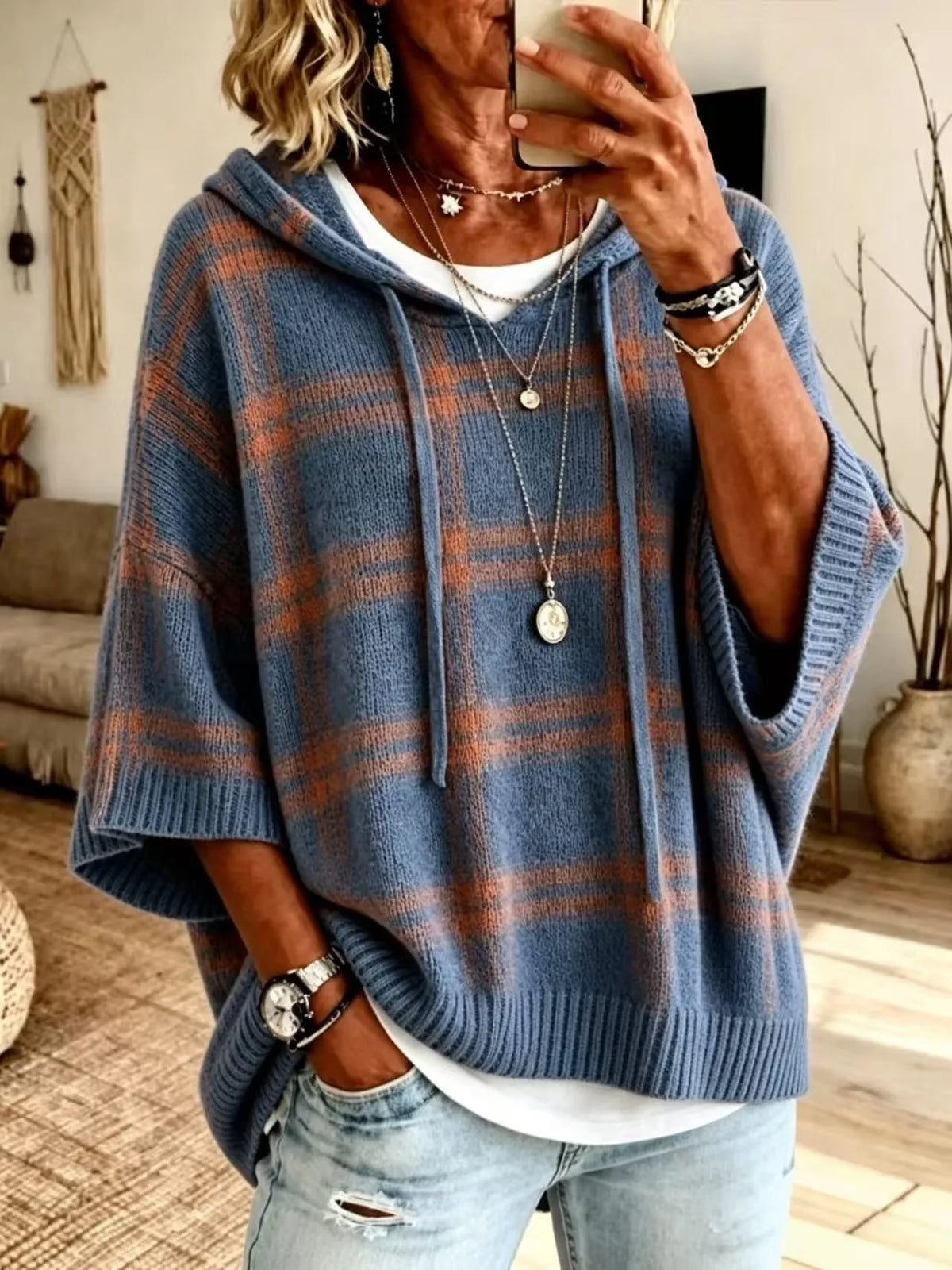 Sweter Basia z kapturem w kolorze ciemnoniebieskim