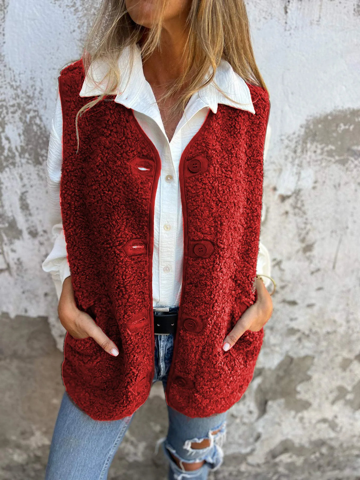 Kamizelka Magda typu baranek w kolorze ciemnoczerwonym